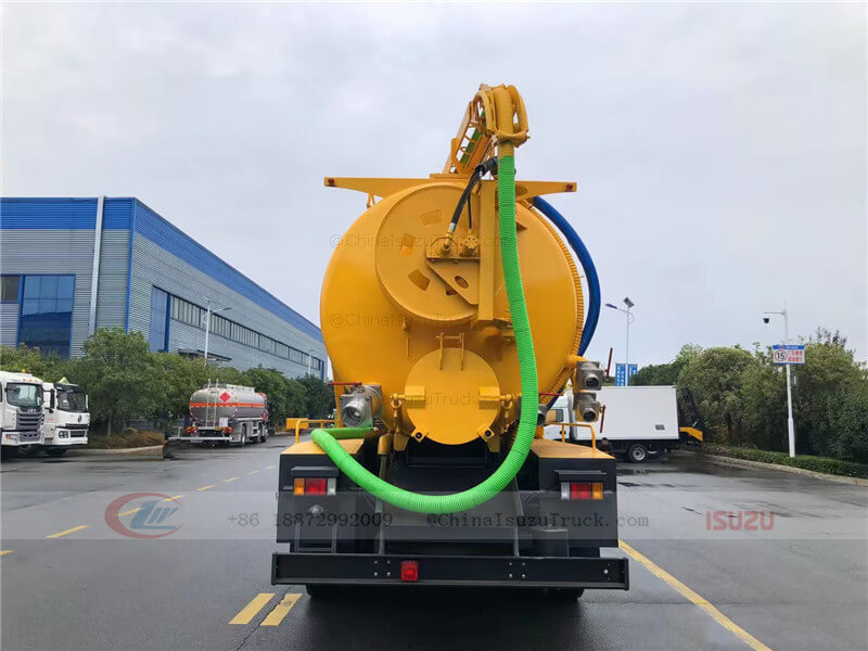 Isuzu GIGA 20000 liter 20 ton sewage truck