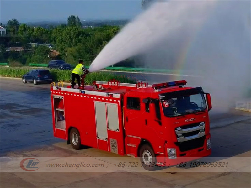 ISUZU GIGA 8ton Brand New Fire Fighting Water Tank Truck