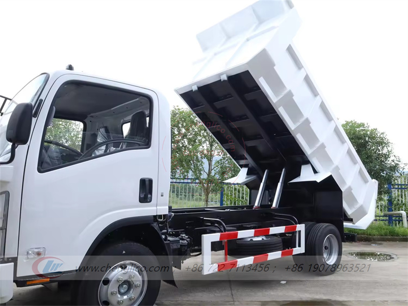 5ton NPR Tipper Isuzu