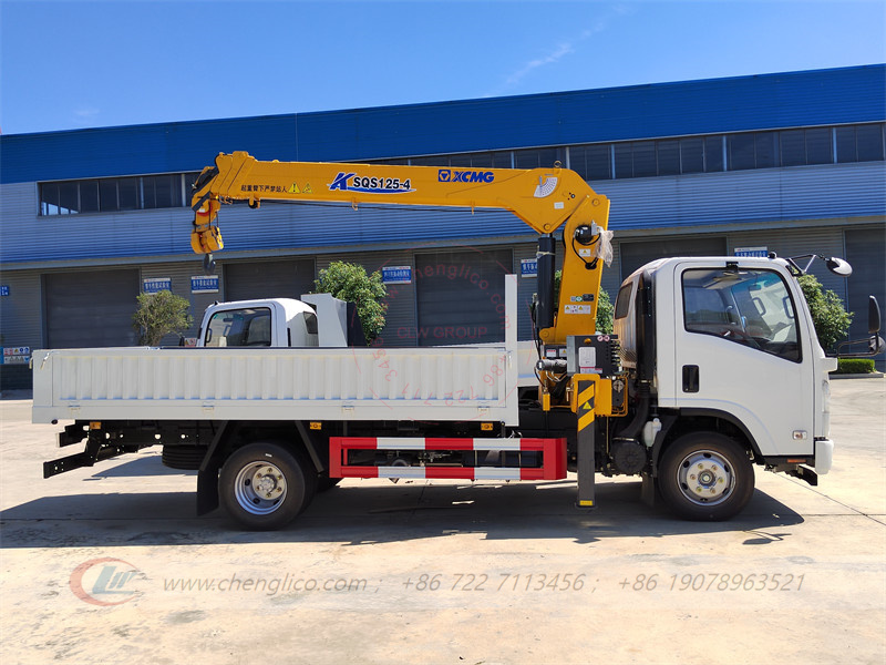 ISUZU truck-mounted cranes