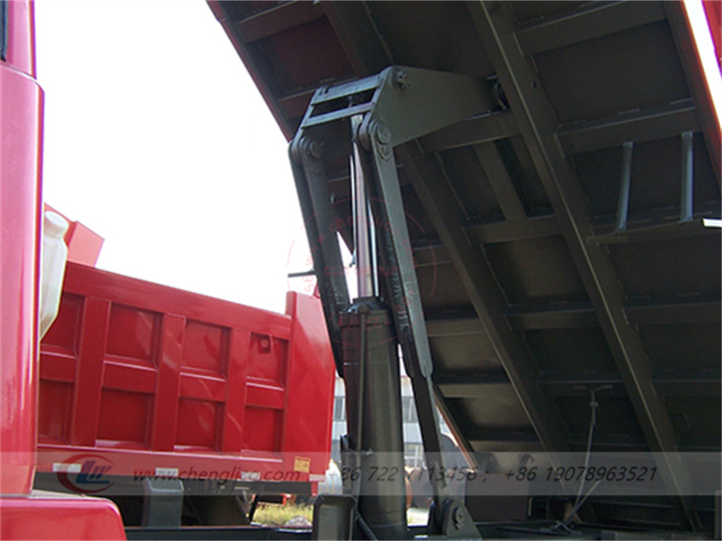 Construction Heavy duty Hino tipper trucks