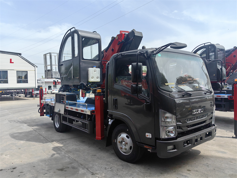 五十铃 KV100 21米和23米高空作业平台